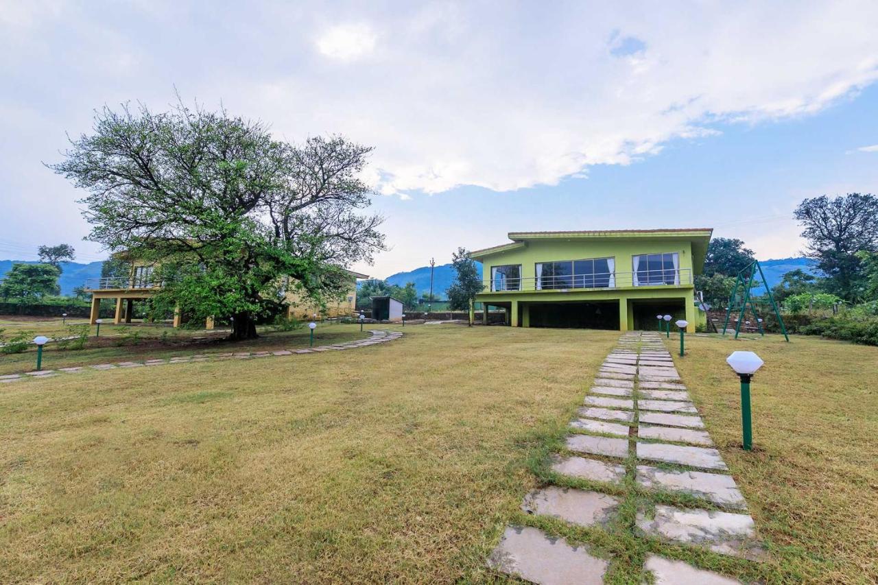 Stayvista'S Shivom Villa 1 - A Serene Escape With Views Of The Valley And Lake Lonavala Exterior photo